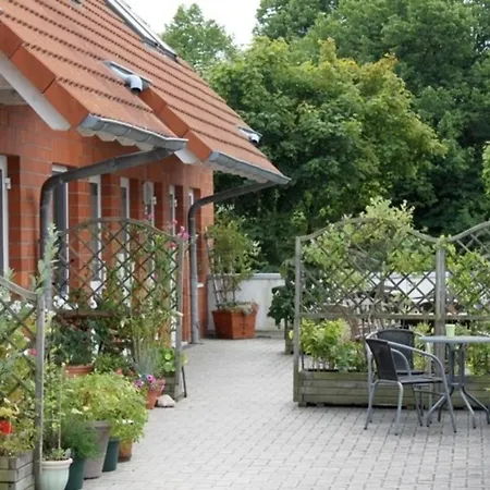 Am Parkplatz * Rerik